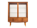 Vitrine-Holz-Glas-118×43×170 cm-Honigbraun-zwei Glasböden mit vier Schubladen